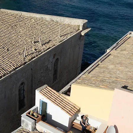 -casa Santini- Charming 3 Bedrooms House In Ortigia By Cala Rossa